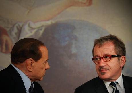 Maroni: impegno scritto, Berlusconi no premier